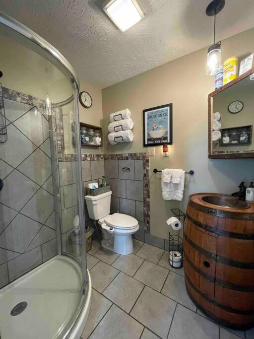 Bourbon Trail Cabin On The Farm Lawrenceburg エクステリア 写真