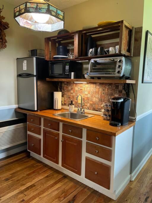Bourbon Trail Cabin On The Farm Lawrenceburg エクステリア 写真